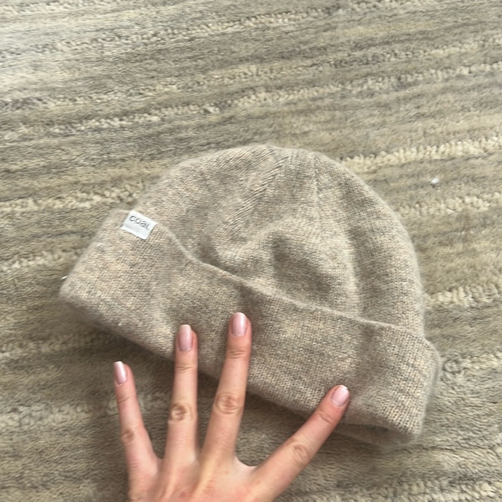 Beige binnie for winter